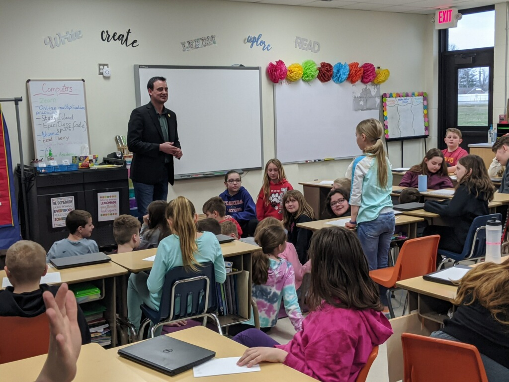 Rep. Wilhour Talks with Altamont Students Blaine Wilhour